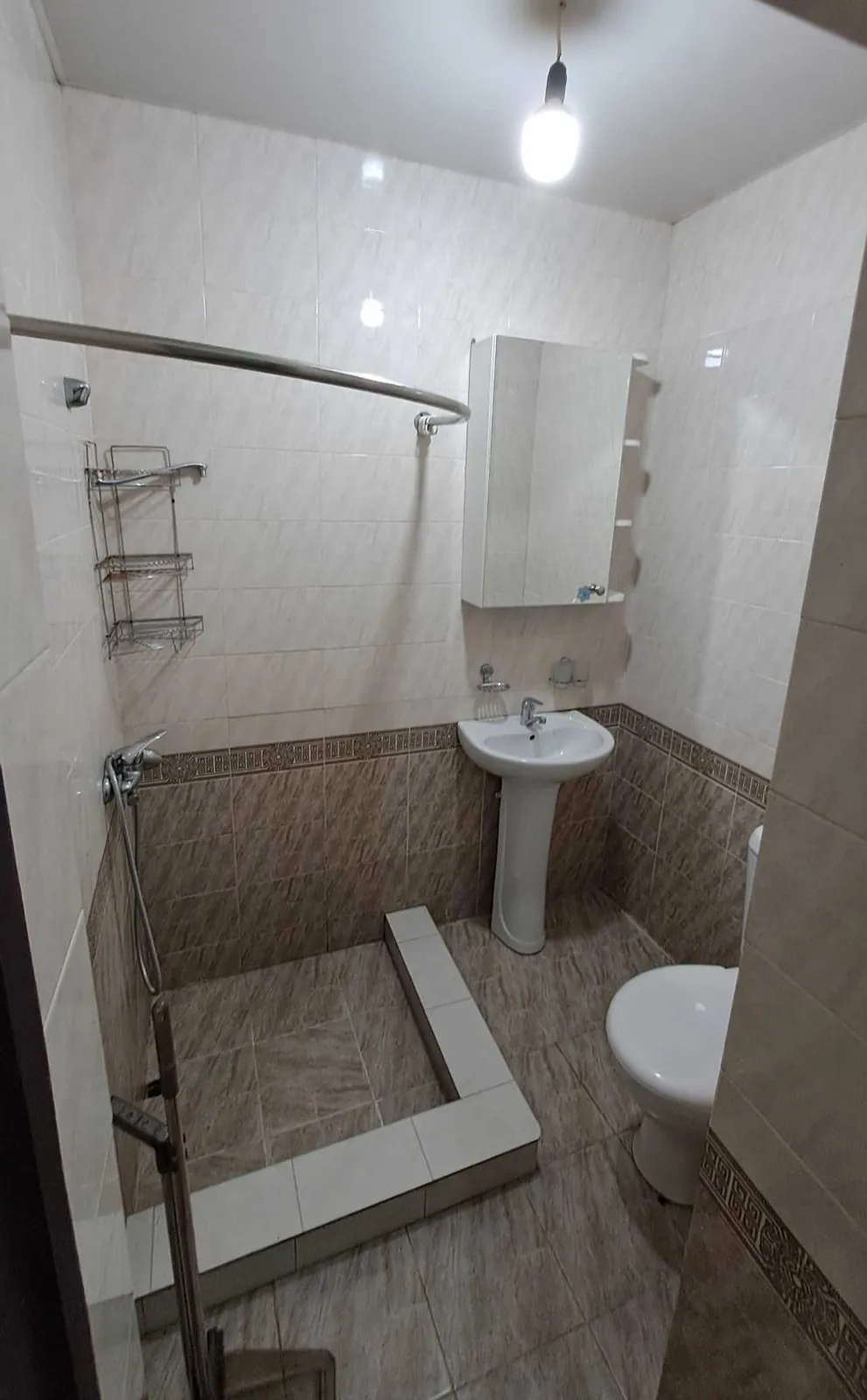 продается 1 ком квартира